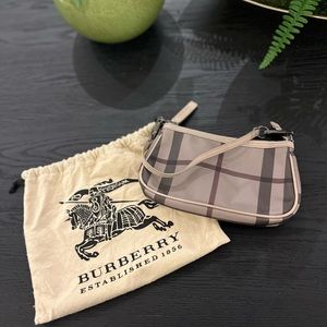 Burberry purse Beige Smoked Check PVC Small Aston Shoulder Bag Handbag